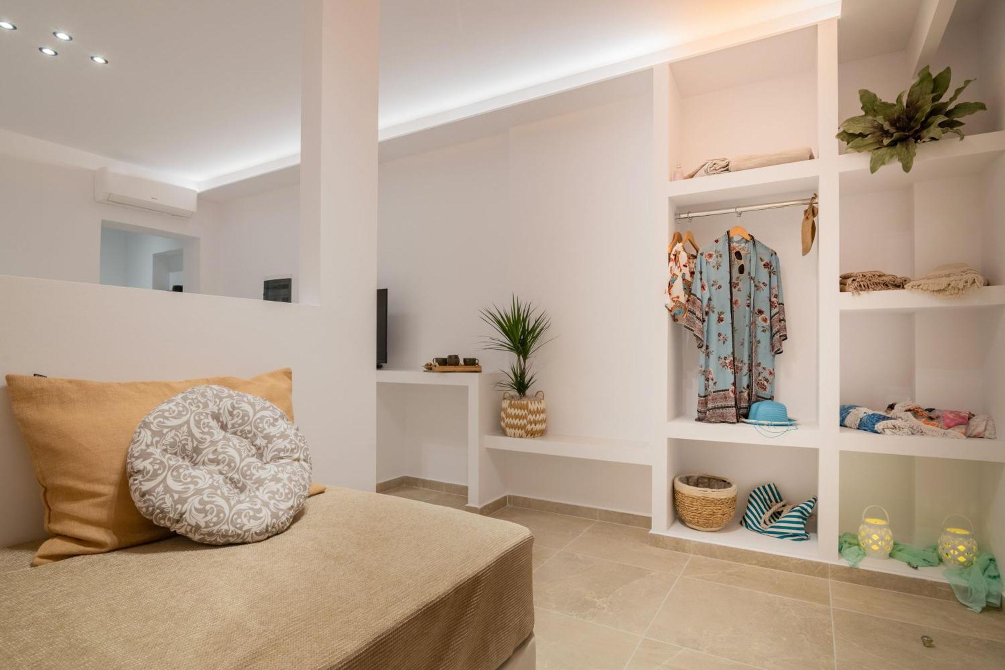 Suncourt Lux Rooms Laganas Bilik gambar